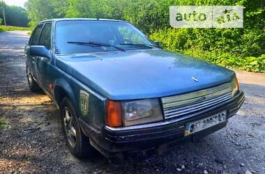 Хэтчбек Renault 25 1988 в Надворной