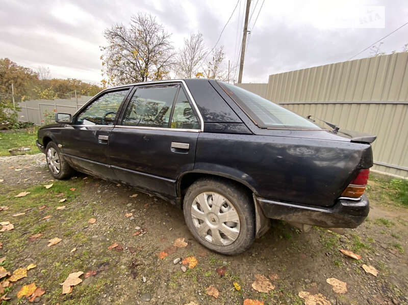 Хэтчбек Renault 25 1988 в Ужгороде