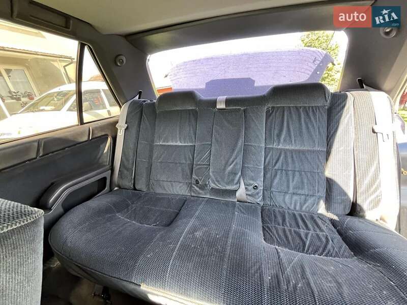 Хэтчбек Renault 25 1986 в Львове