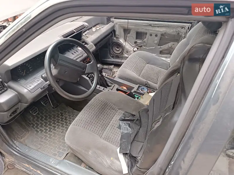 Renault 25 1989