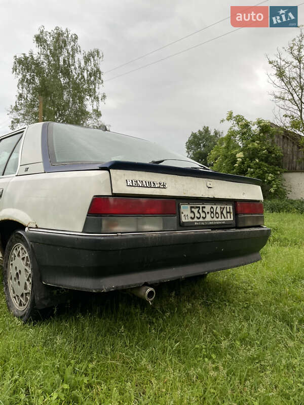 Хэтчбек Renault 25 1991 в Прилуках