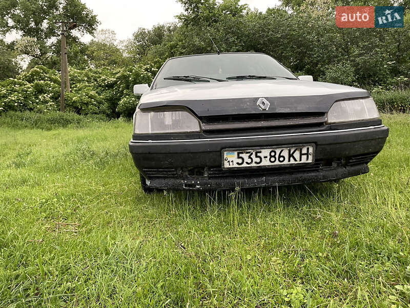 Хэтчбек Renault 25 1991 в Прилуках