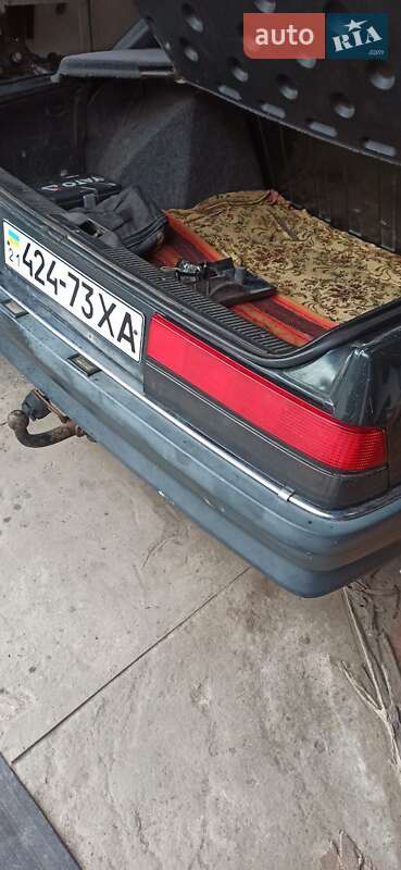 Хэтчбек Renault 25 1988 в Зенькове