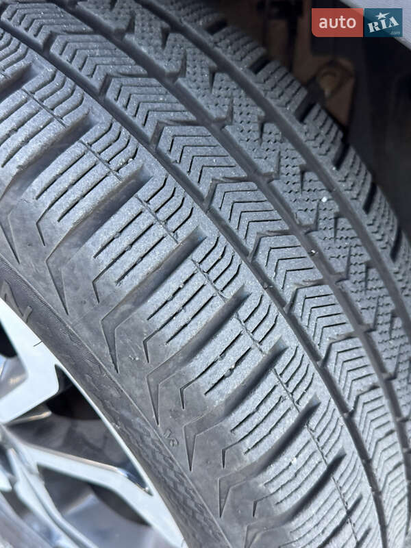 Позашляховик / Кросовер Renault Arkana 2020 в Києві