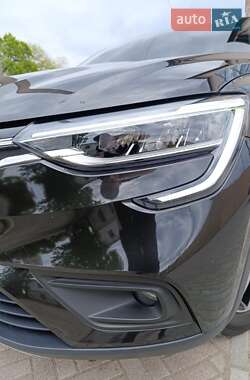 Внедорожник / Кроссовер Renault Arkana 2020 в 