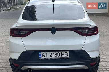 Внедорожник / Кроссовер Renault Arkana 2021 в 