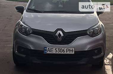 Позашляховик / Кросовер Renault Captur 2017 в Дніпрі