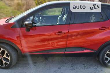 Внедорожник / Кроссовер Renault Captur 2018 в  фото 39 Внедорожник / Кроссовер Renault Captur 2018 в