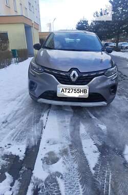 Позашляховик / Кросовер Renault Captur 2021 в Івано-Франківську