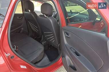 Позашляховик / Кросовер Renault Captur 2016 в Ужгороді