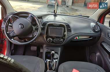 Позашляховик / Кросовер Renault Captur 2016 в Ужгороді