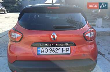 Позашляховик / Кросовер Renault Captur 2016 в Ужгороді