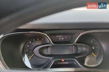 Позашляховик / Кросовер Renault Captur 2016 в Ужгороді