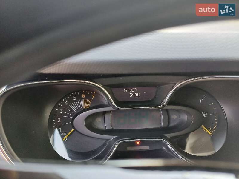 Внедорожник / Кроссовер Renault Captur 2016 в Ужгороде