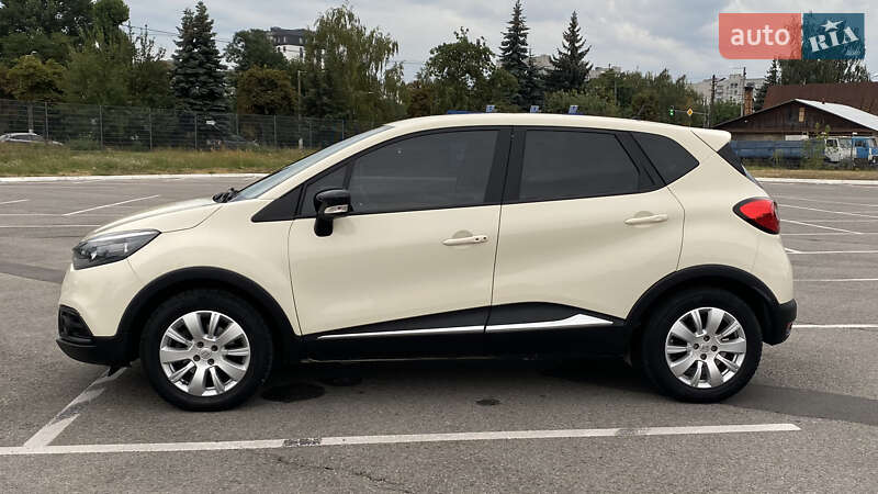 Внедорожник / Кроссовер Renault Captur 2015 в Житомире