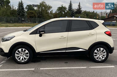 Внедорожник / Кроссовер Renault Captur 2015 в 