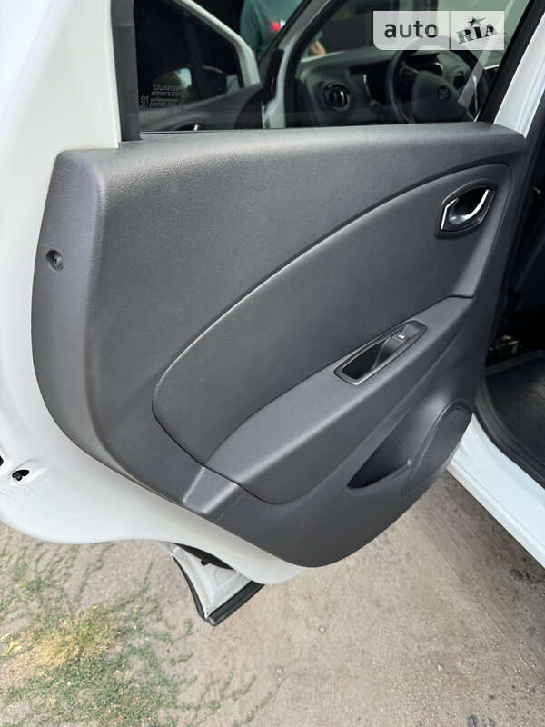 Позашляховик / Кросовер Renault Captur 2019 в Запоріжжі фото 13 Позашляховик / Кросовер Renault Captur 2019 в Запоріжжі