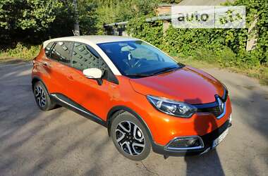 Внедорожник / Кроссовер Renault Captur 2015 в Черкассах