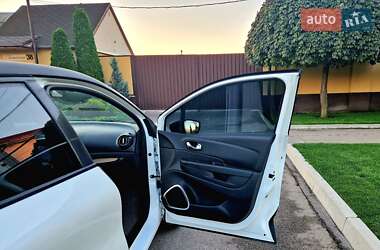Внедорожник / Кроссовер Renault Captur 2019 в 
