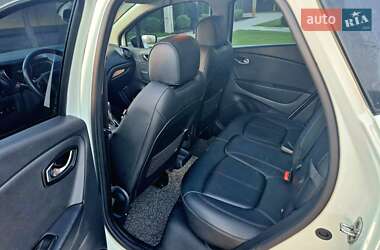 Внедорожник / Кроссовер Renault Captur 2019 в 