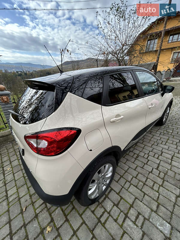 Позашляховик / Кросовер Renault Captur 2013 в Івано-Франківську фото 4 Позашляховик / Кросовер Renault Captur 2013 в Івано-Франківську