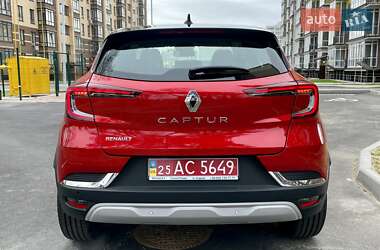 Внедорожник / Кроссовер Renault Captur 2023 в Чернигове