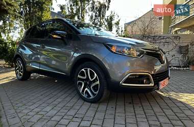 Позашляховик / Кросовер Renault Captur 2015 в Львові