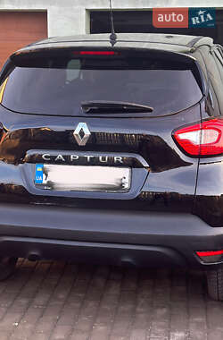 Внедорожник / Кроссовер Renault Captur 2013 в Луцке