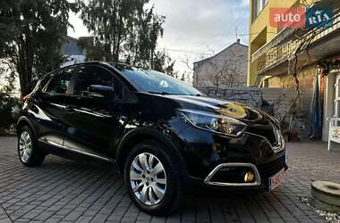 Позашляховик / Кросовер Renault Captur 2015 в Львові