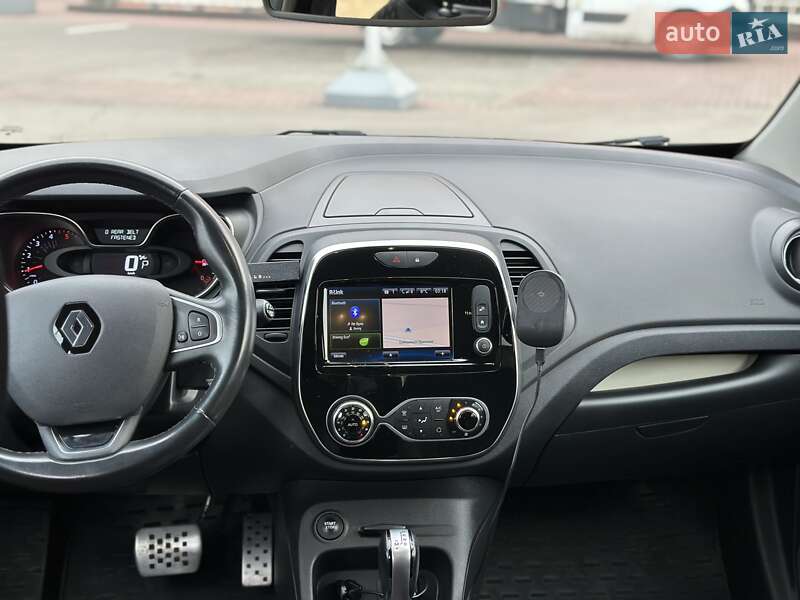 Внедорожник / Кроссовер Renault Captur 2017 в Луцке