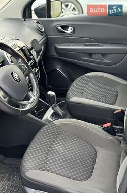 Внедорожник / Кроссовер Renault Captur 2017 в 