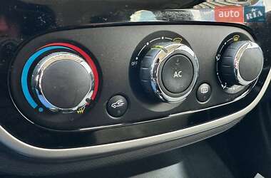 Внедорожник / Кроссовер Renault Captur 2014 в 