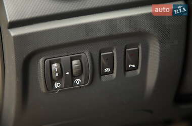 Внедорожник / Кроссовер Renault Captur 2014 в 