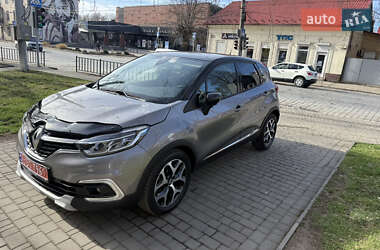 Позашляховик / Кросовер Renault Captur 2019 в Чернівцях