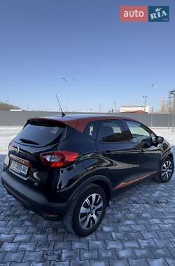Внедорожник / Кроссовер Renault Captur 2016 в 