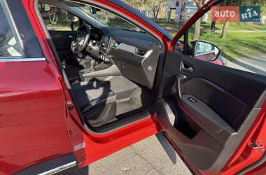 Внедорожник / Кроссовер Renault Captur 2021 в 