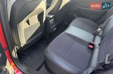 Внедорожник / Кроссовер Renault Captur 2021 в 