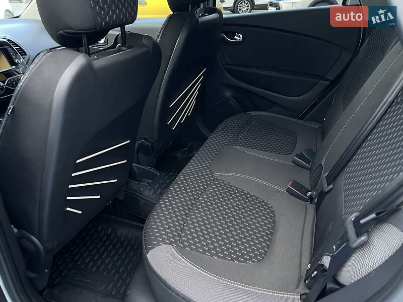 Позашляховик / Кросовер Renault Captur 2019 в Одесі
