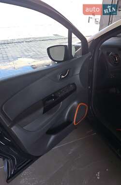 Позашляховик / Кросовер Renault Captur 2016 в Івано-Франківську фото 10 Позашляховик / Кросовер Renault Captur 2016 в Івано-Франківську
