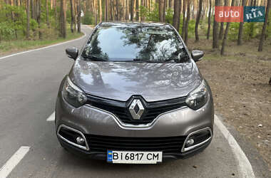 Позашляховик / Кросовер Renault Captur 2014 в Полтаві