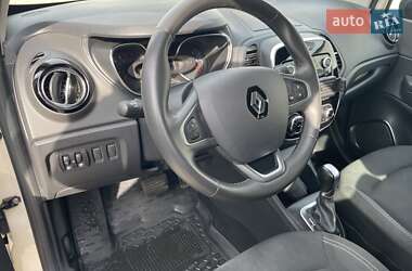 Внедорожник / Кроссовер Renault Captur 2019 в 