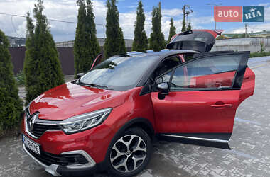 Внедорожник / Кроссовер Renault Captur 2017 в 