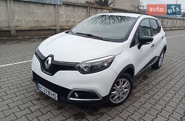 Внедорожник / Кроссовер Renault Captur 2016 в Луцке