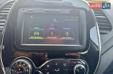 Внедорожник / Кроссовер Renault Captur 2016 в 