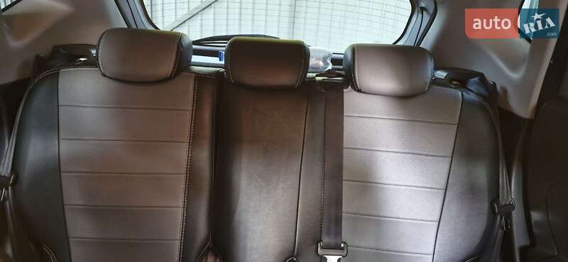 Внедорожник / Кроссовер Renault Captur 2014 в Калиновке фото 5 Внедорожник / Кроссовер Renault Captur 2014 в Калиновке