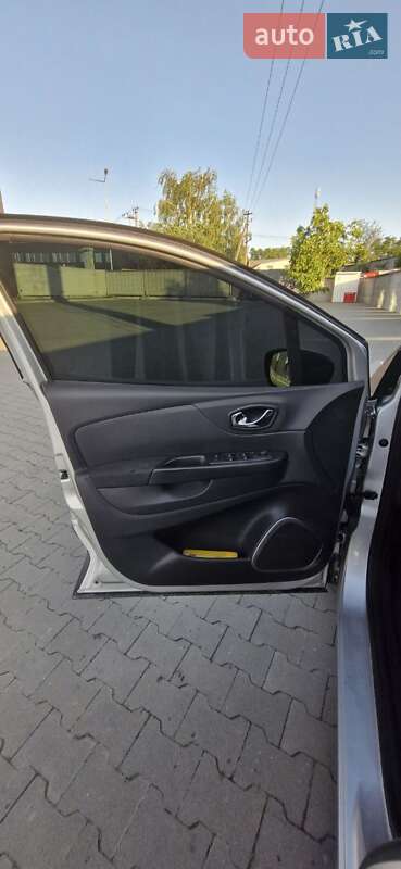 Внедорожник / Кроссовер Renault Captur 2014 в Калиновке фото 24 Внедорожник / Кроссовер Renault Captur 2014 в Калиновке