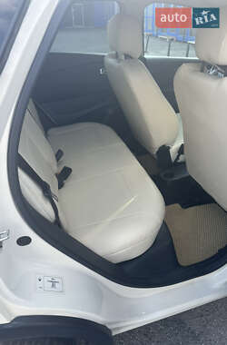 Внедорожник / Кроссовер Renault Captur 2015 в 