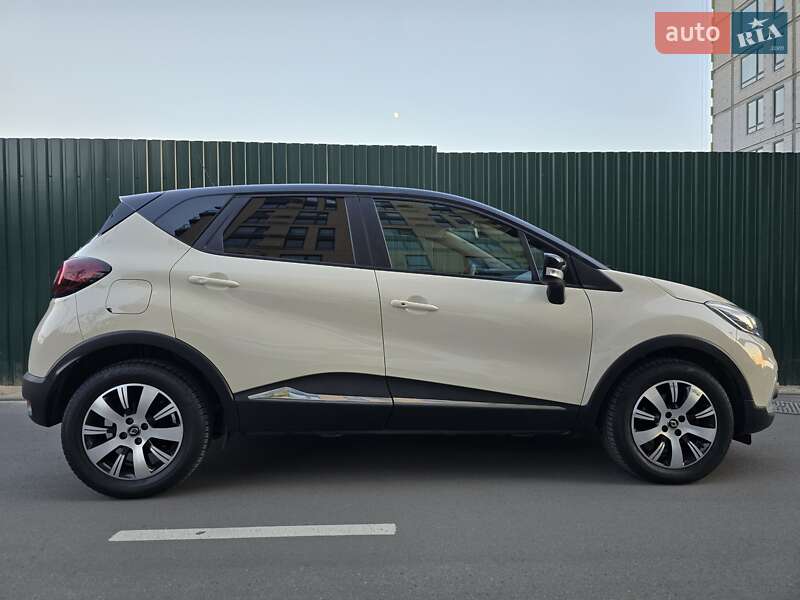 Внедорожник / Кроссовер Renault Captur 2019 в Киеве