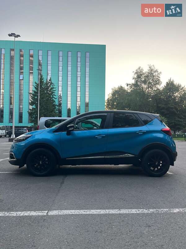 Внедорожник / Кроссовер Renault Captur 2015 в Львове