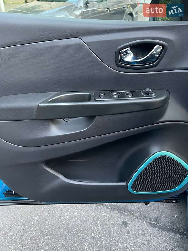 Внедорожник / Кроссовер Renault Captur 2015 в Львове